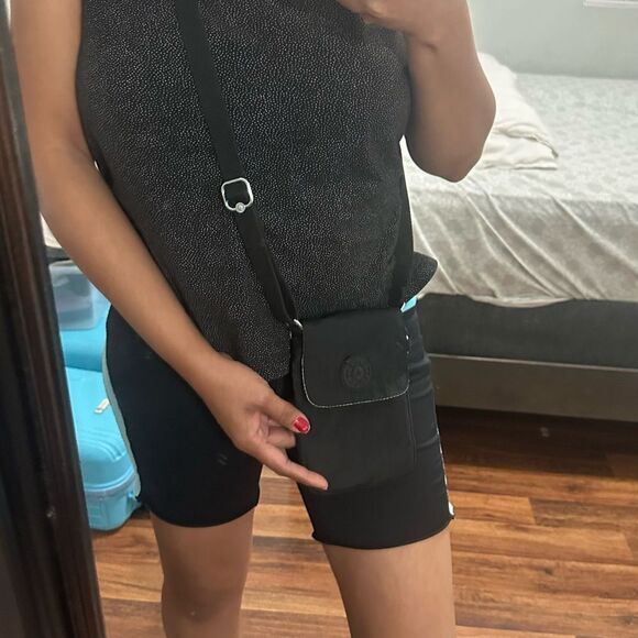 Black Kipling Crossbody Bag - Picture 2 of 5